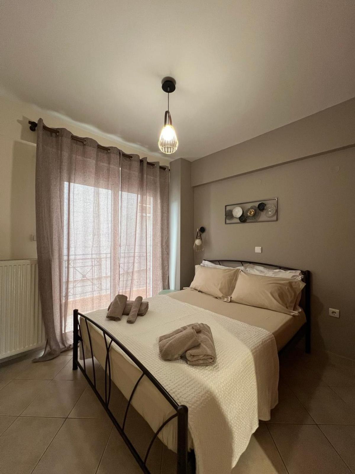 Apartment Demi δσ, B2